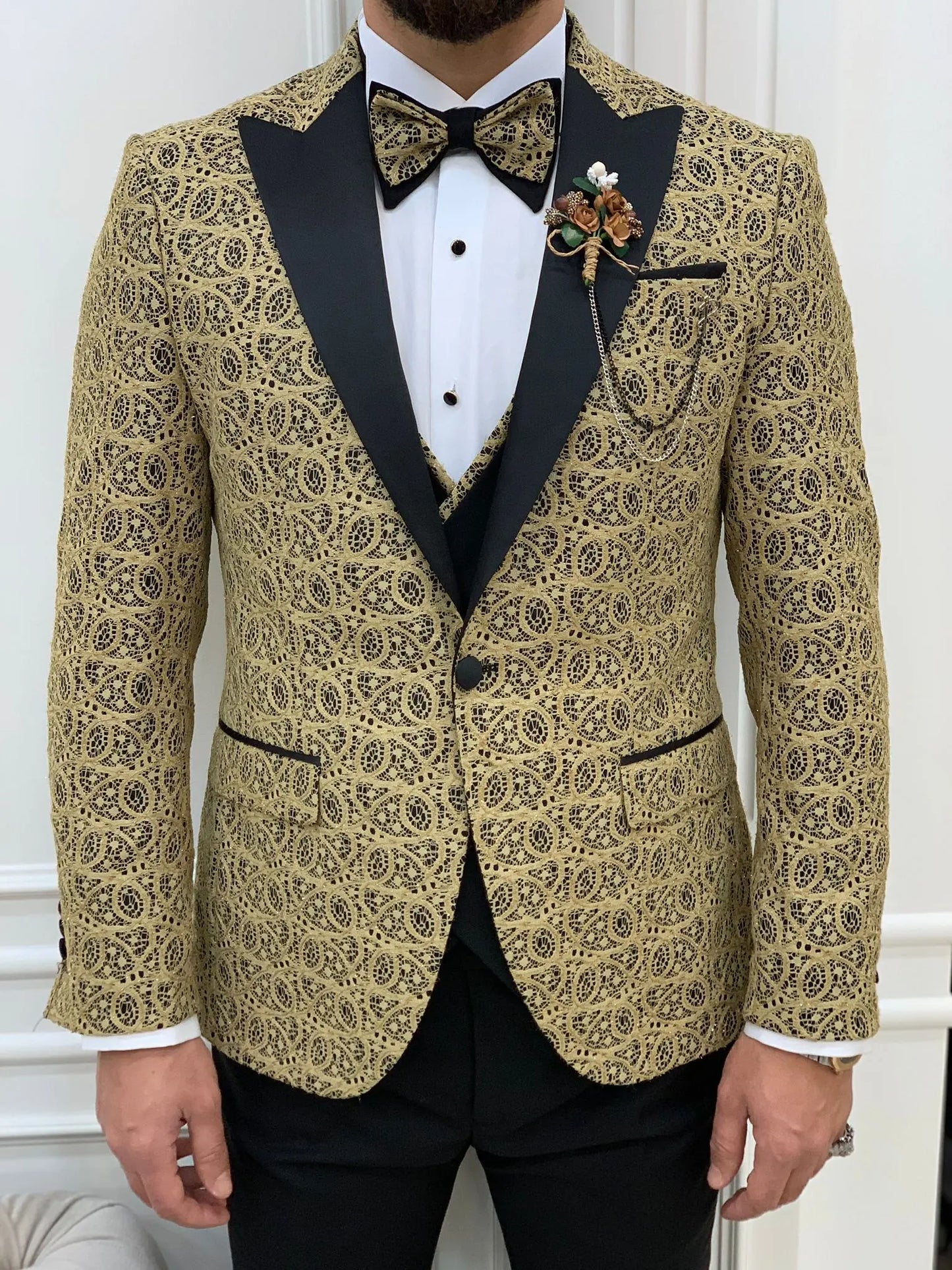 Caesar Golden Slim Fit Peak Lapel Floral Patterned Tuxedo - BRABION