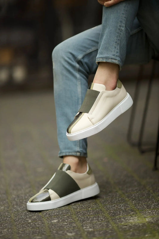 Vince Eva Sole Beige Sneakers: Sophisticated Comfort for Every Occasion - BRABION