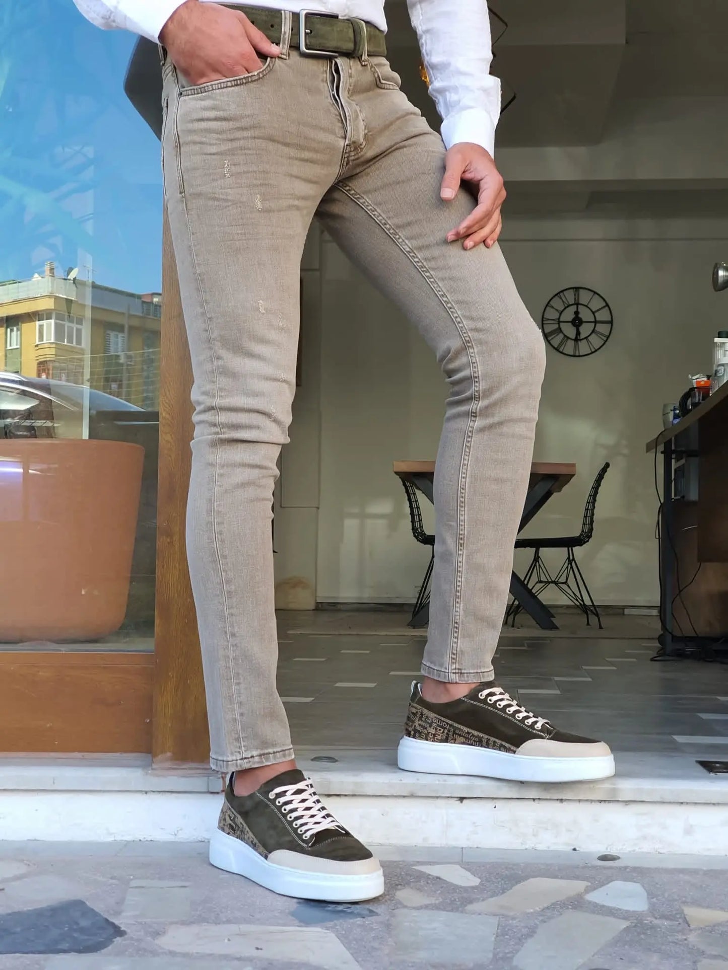 Klim Khaki Slim Fit Ripped Jeans - Stylish Versatility for Every Occasion - BRABION