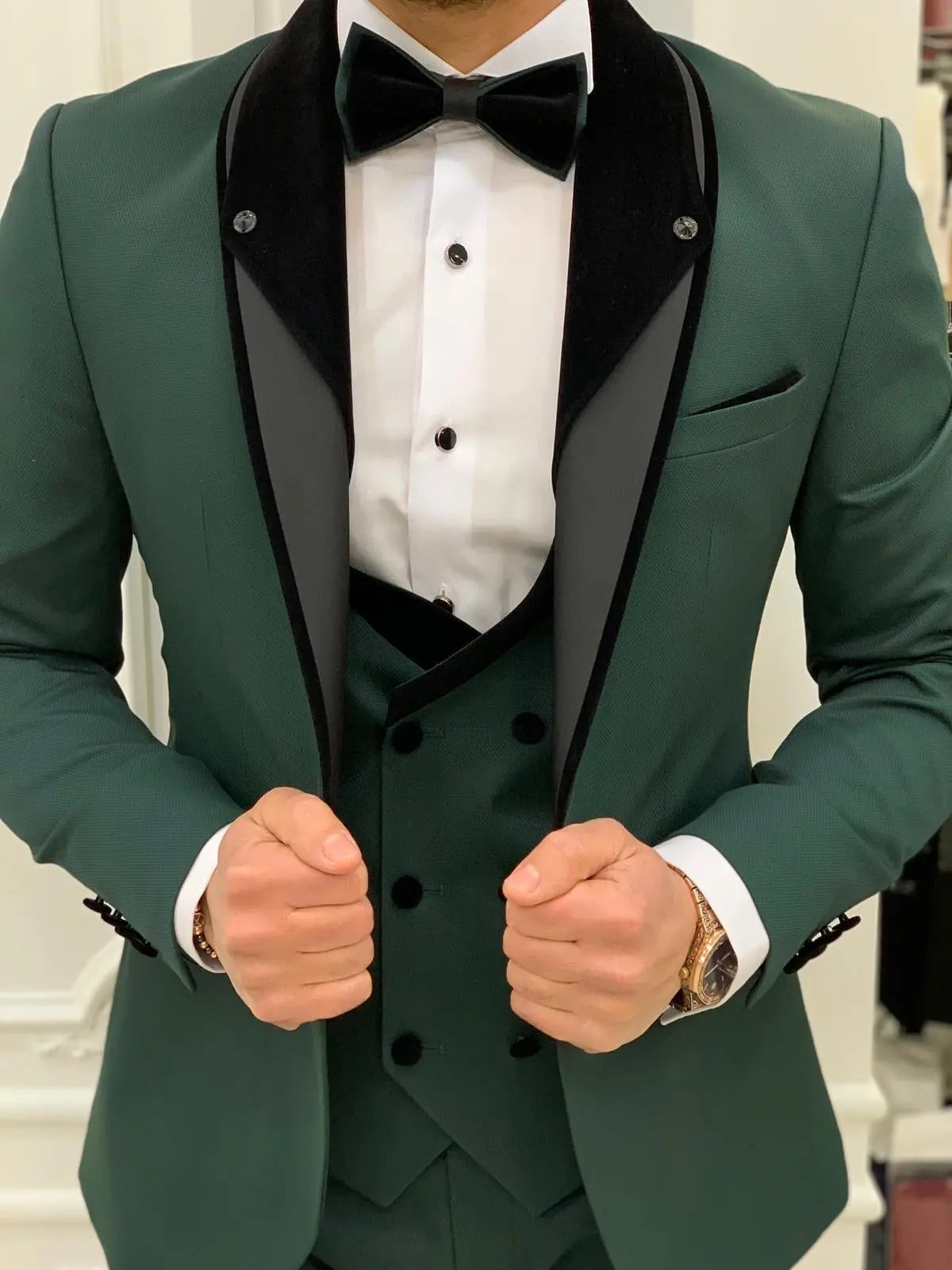 Bergamo Green Slim Fit Velvet Peak Lapel Tuxedo - BRABION