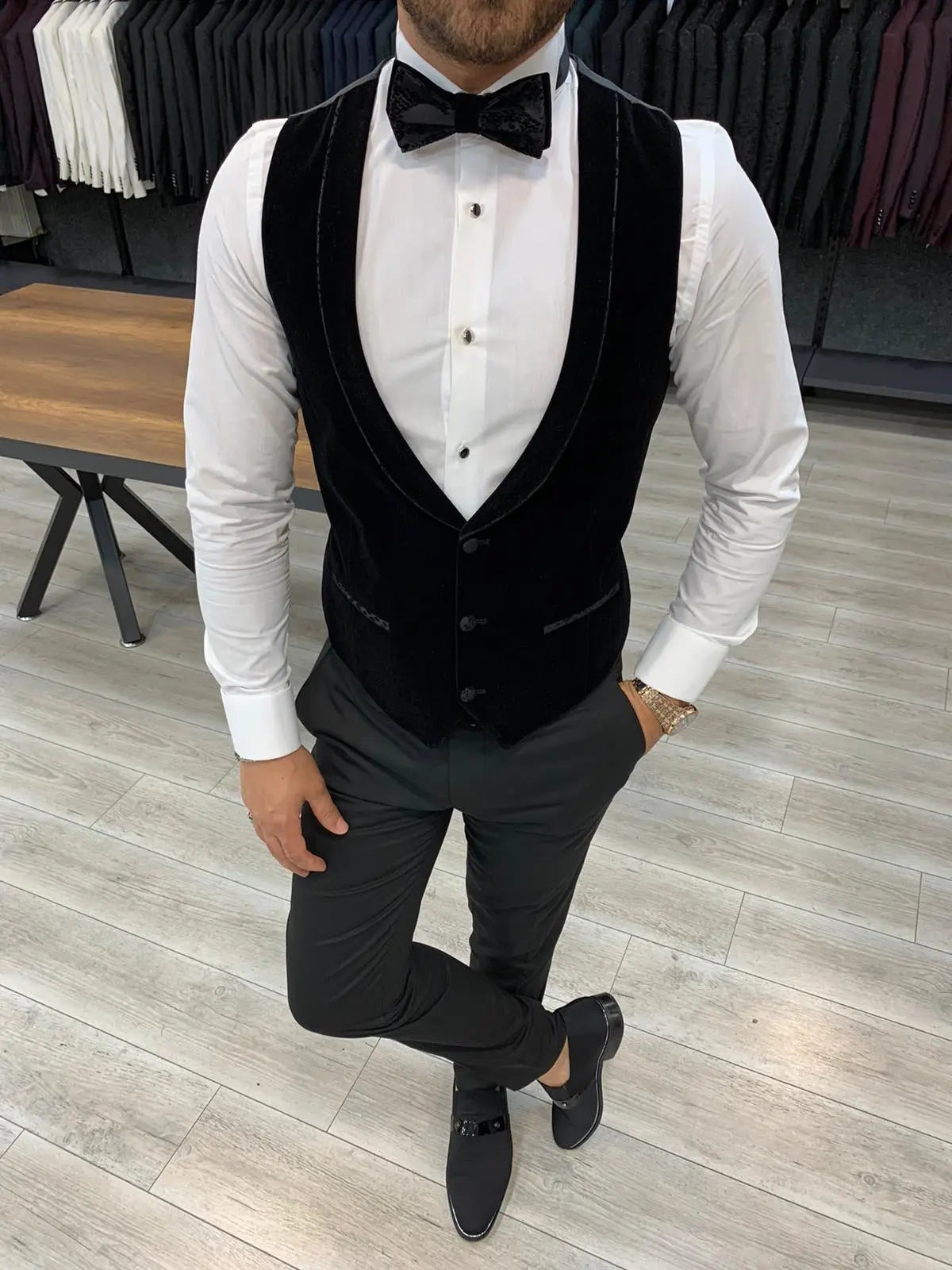 Genova Black Slim Fit Shawl Lapel Tuxedo for Men - BRABION