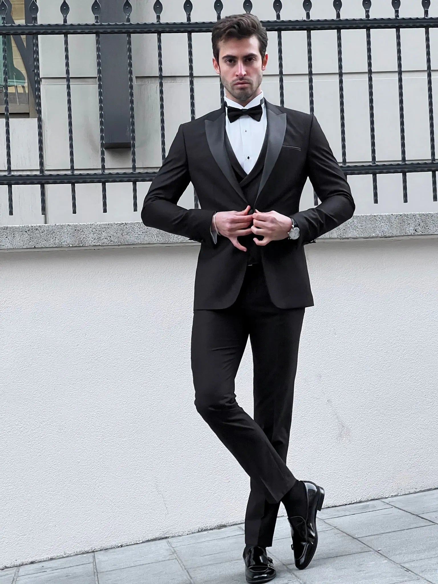 Fabio Black Peak Lapel Slim Fit Tuxedo - BRABION