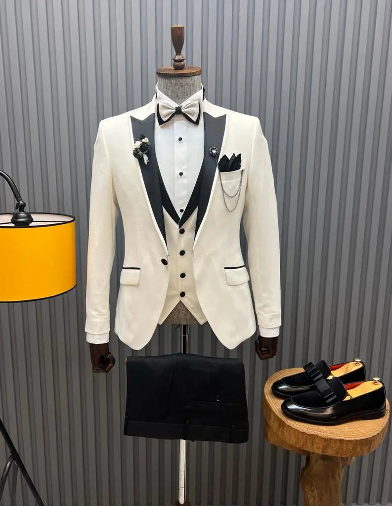 Sorento White Slim Fit Peak Lapel Tuxedo - BRABION