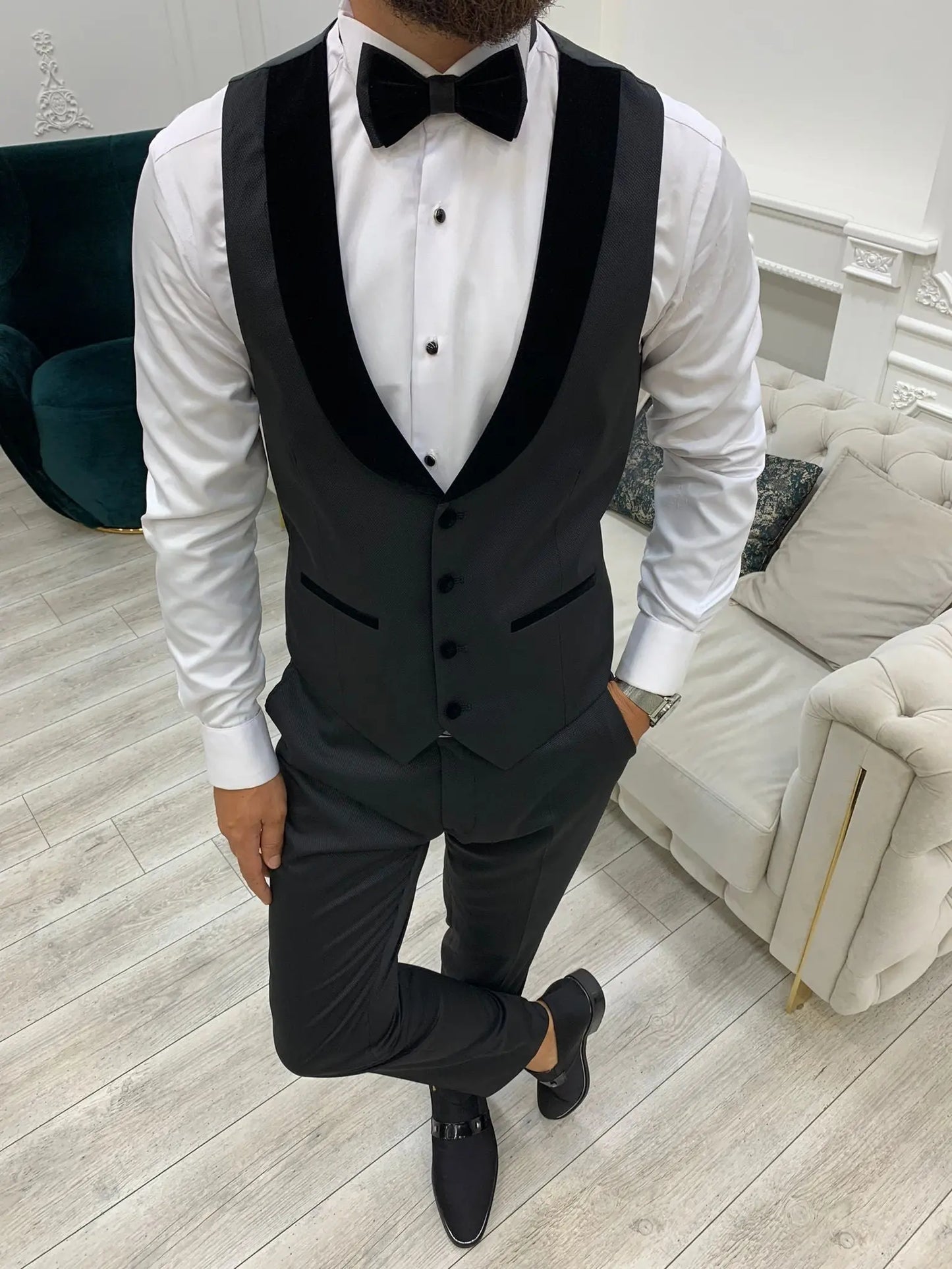 Edmond Black Slim Fit Velvet Peak Lapel Tuxedo - BRABION