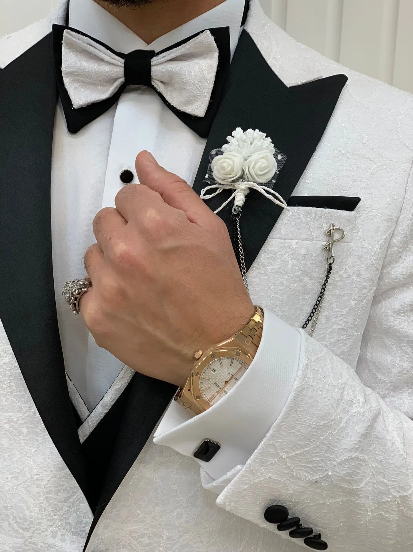 Caesar White Slim Fit Peak Lapel Floral Patterned Tuxedo - BRABION