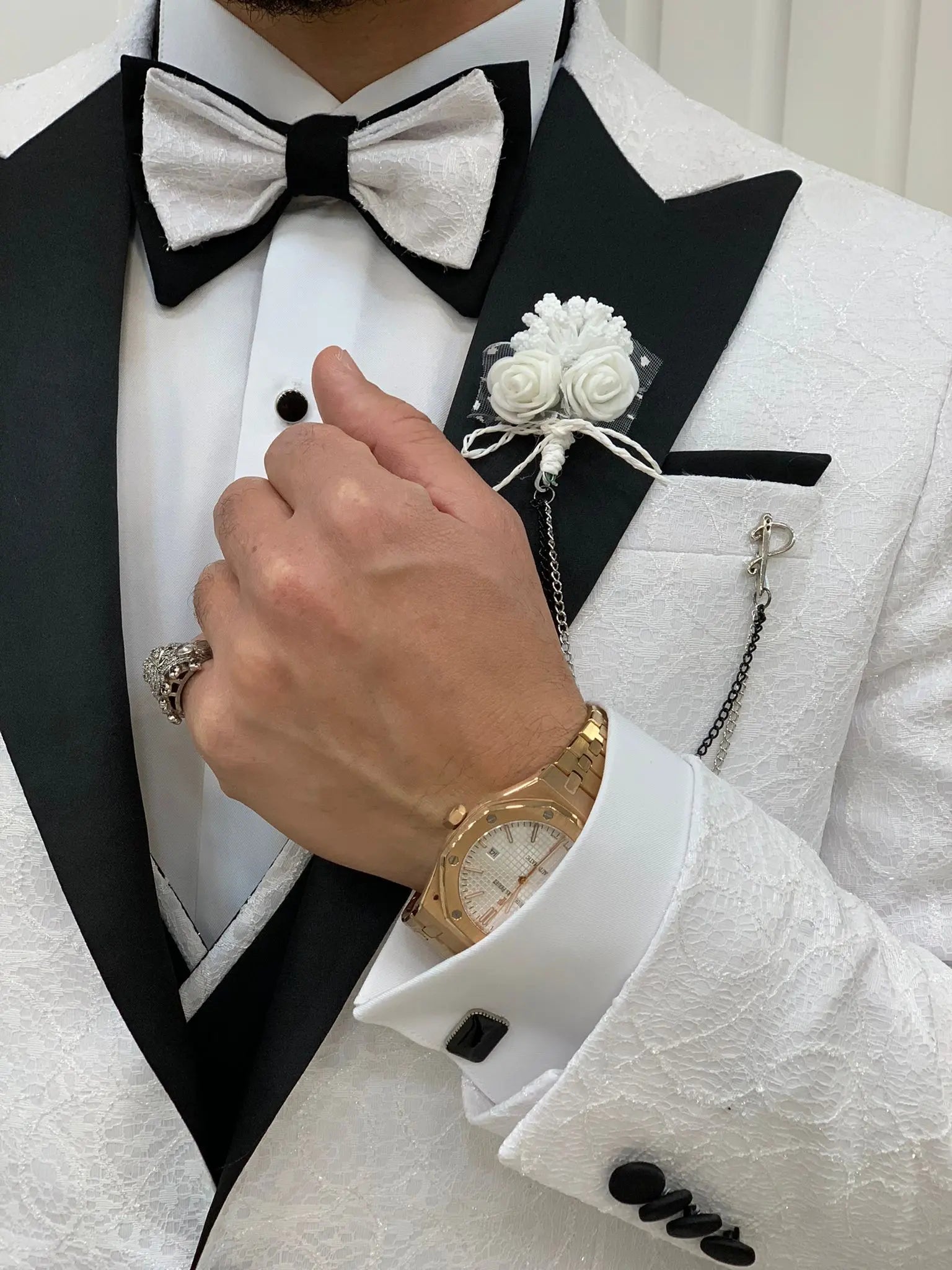 Caesar White Slim Fit Peak Lapel Floral Patterned Tuxedo - BRABION