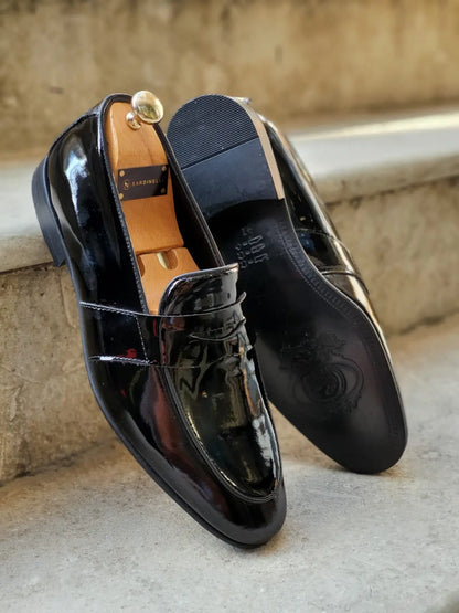 Henderson Black Buckle Loafers - Effortless Elegance - BRABION