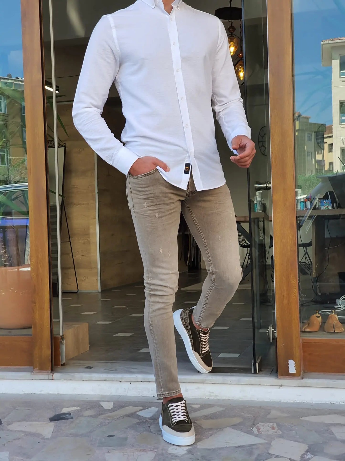 Klim Khaki Slim Fit Ripped Jeans - Stylish Versatility for Every Occasion - BRABION