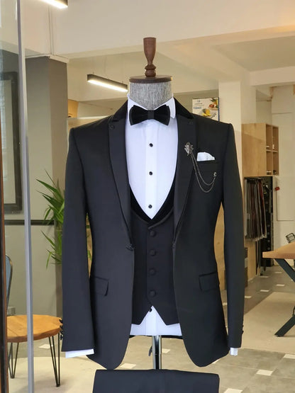Montreal Black Slim Fit Notch Lapel Tuxedo - BRABION