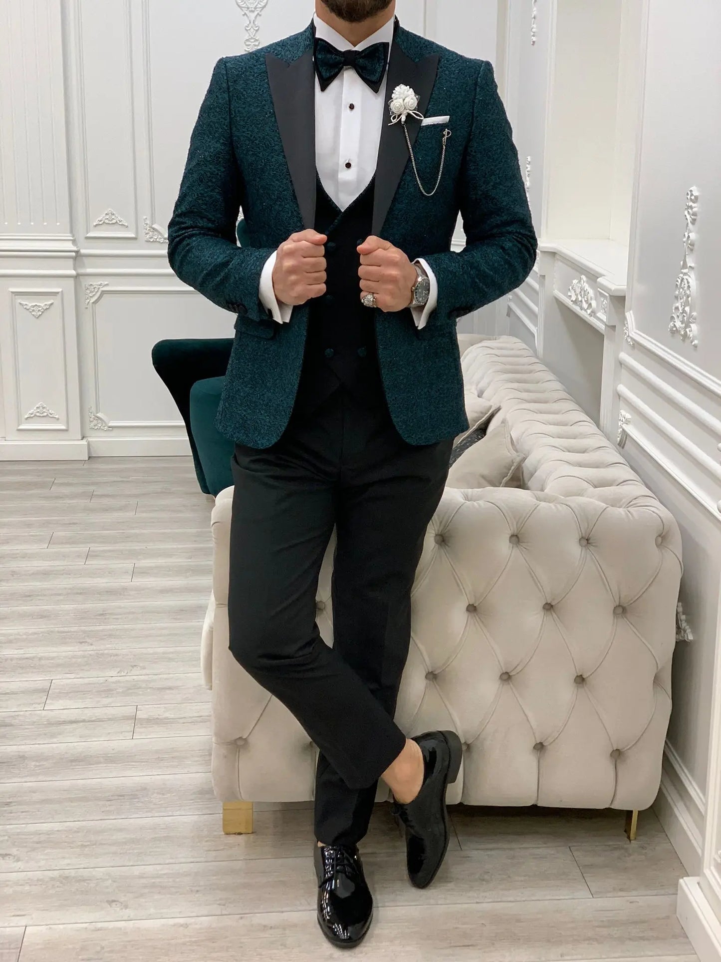 Caesar Green Slim Fit Peak Lapel Floral Patterned Tuxedo - BRABION