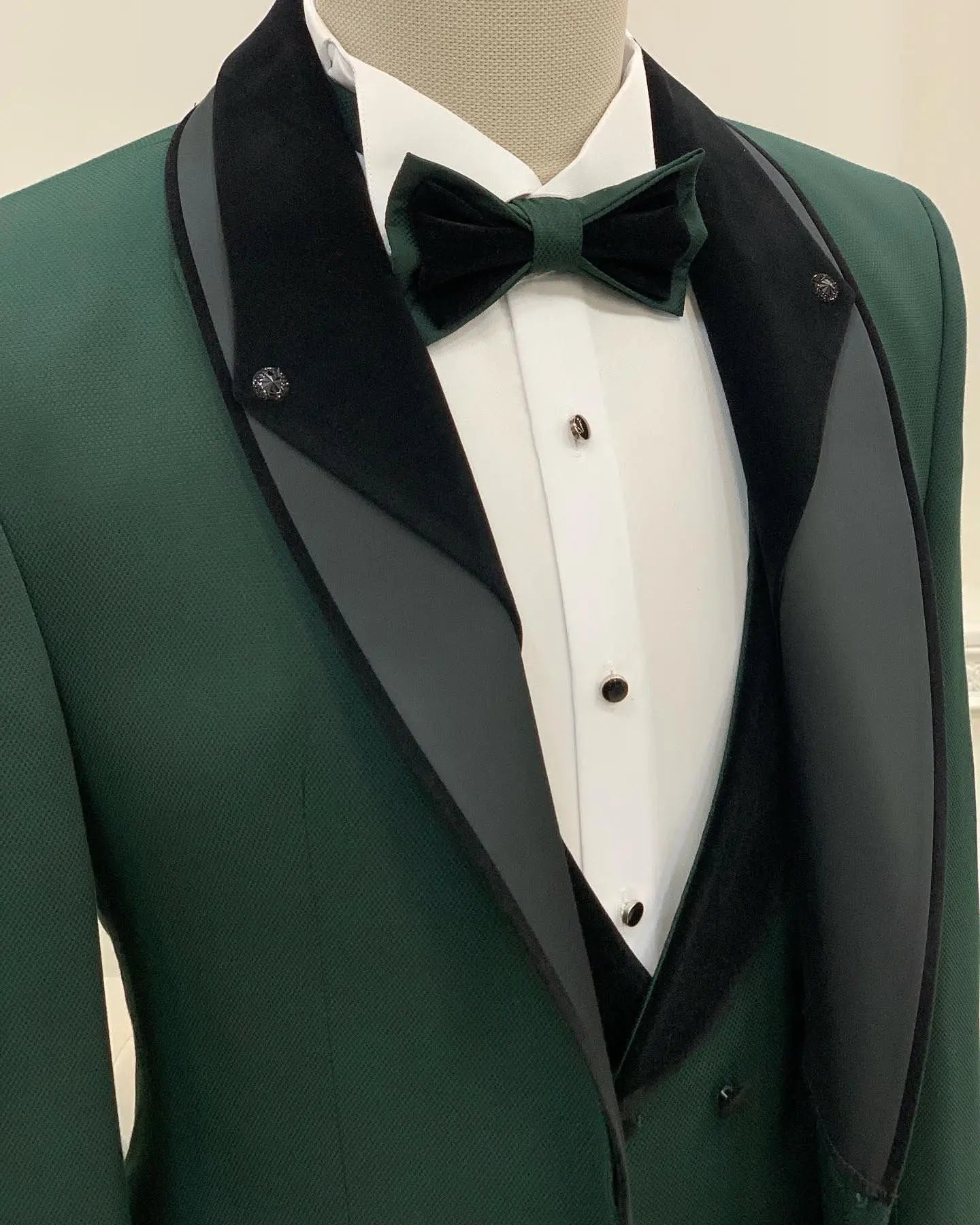 Caesar Green Slim Fit Velvet Shawl Lapel Tuxedo - BRABION