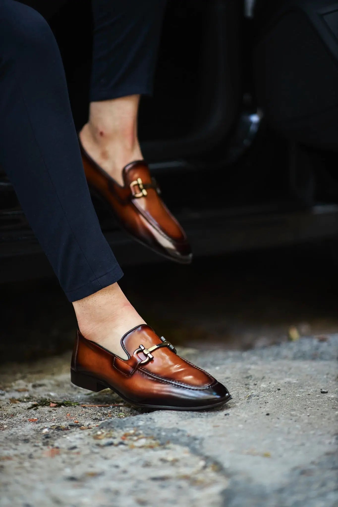 Louis Brown Special Edition Neolite Buckle Loafer - Elevate Your Style - BRABION