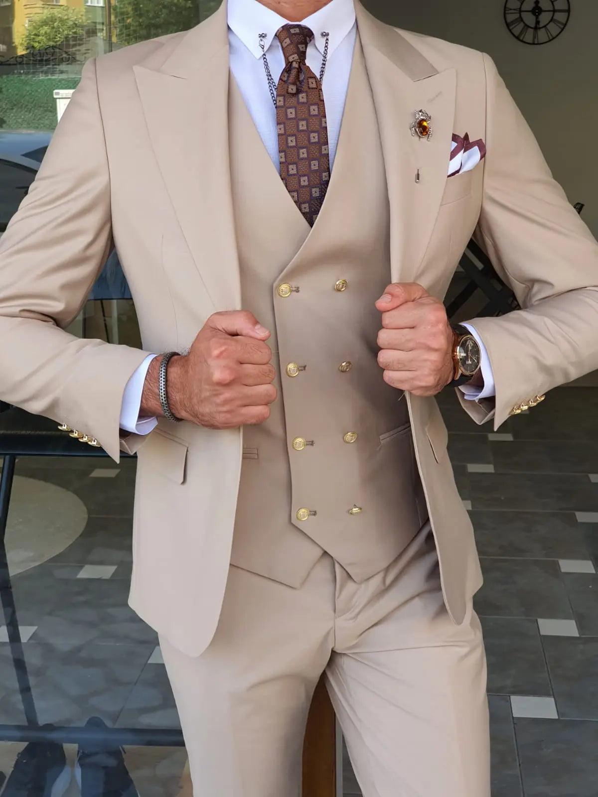 Boston Beige Slim Fit Peak Lapel Wool Suit - Elevate Your Wardrobe BOJONI