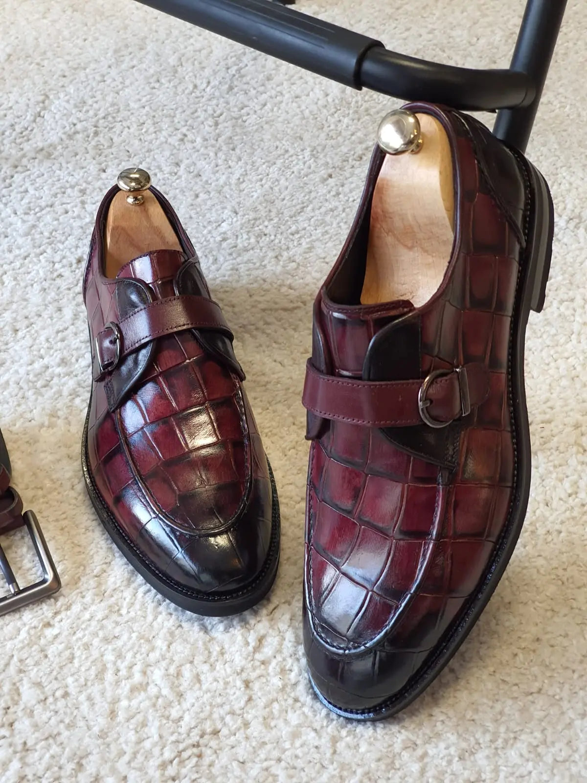 Antonio Burgundy Buckle Loafers - Elegant Leather Shoes for Every Occasion - BRABION