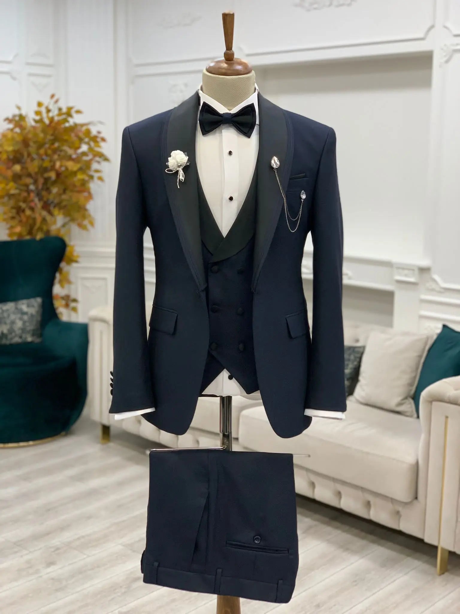 Caesar Navy Blue Slim Fit Shawl Lapel Tuxedo - BRABION