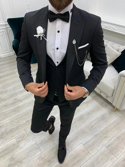 Wilson Black Peak Lapel Tuxedo: Elegance Redefined - BRABION