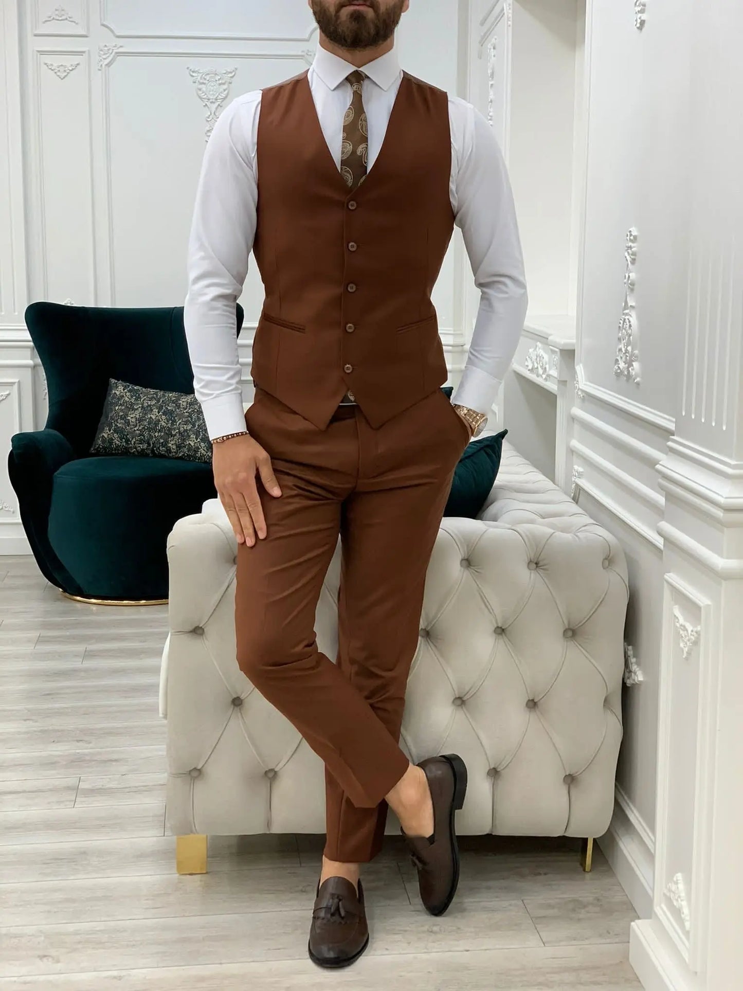 Lance Brown Slim Fit Three-Piece Suit BOJONI