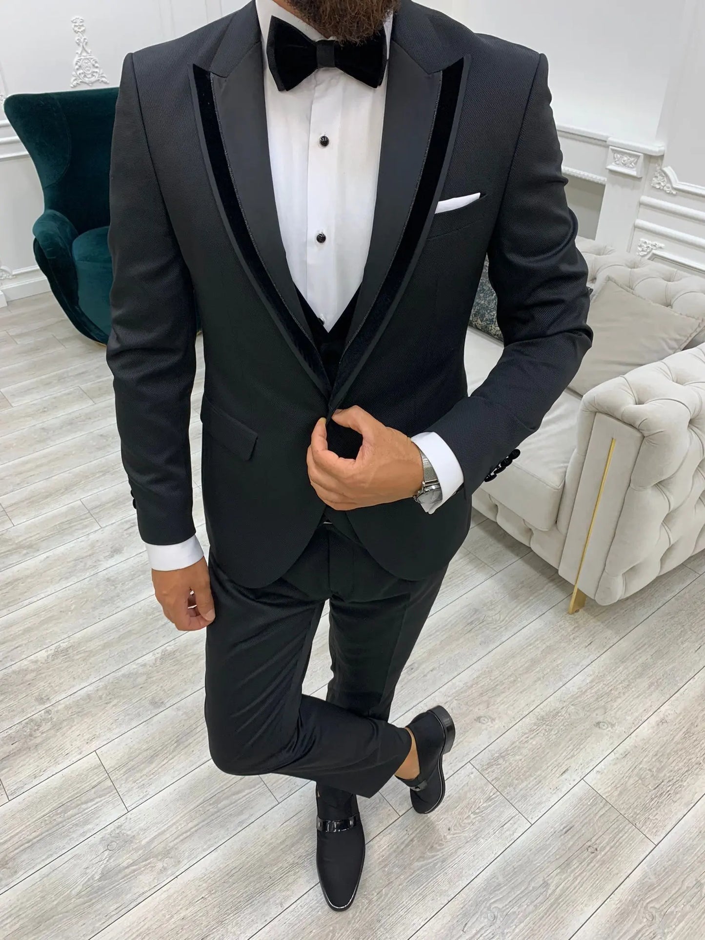 Edmond Black Slim Fit Velvet Peak Lapel Tuxedo - BRABION