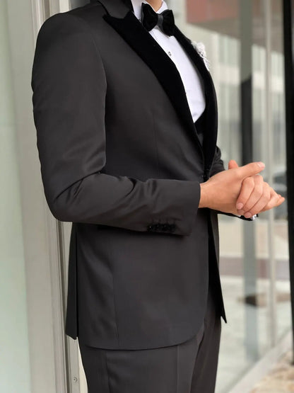 Capel Black Slim Fit Peak Lapel Wool Tuxedo - Elevate Your Formal Wardrobe - BRABION