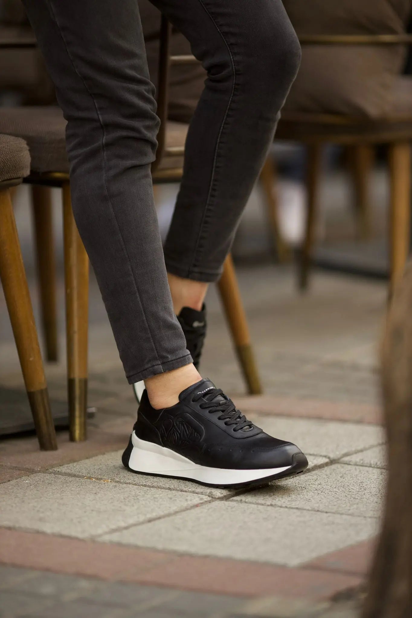 Romeo Eva Sole Black Sneakers - Elegant Versatile Footwear - BRABION