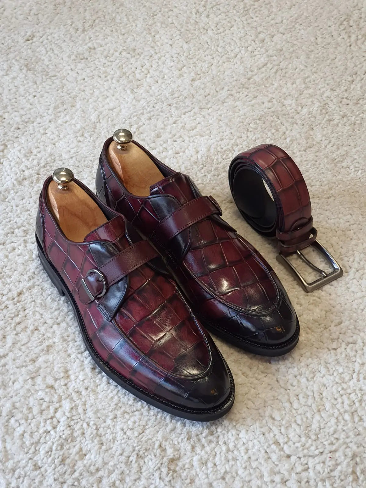 Antonio Burgundy Buckle Loafers - Elegant Leather Shoes for Every Occasion - BRABION