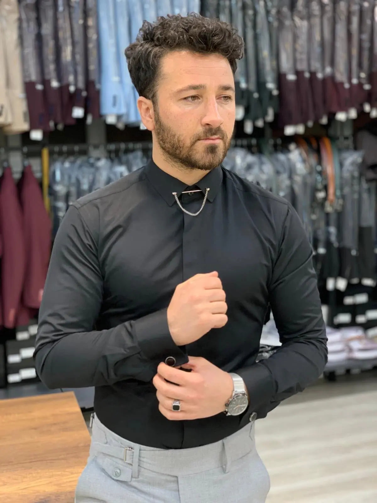 Jake Black Slim Fit Shirt for All Occasions - BRABION