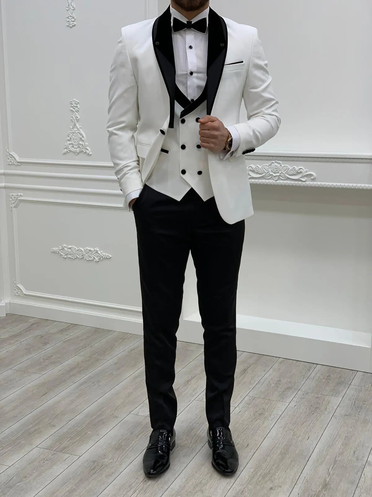 Austin White Slim Fit Shawl Lapel Tuxedo - Elevate Your Formal Look - BRABION