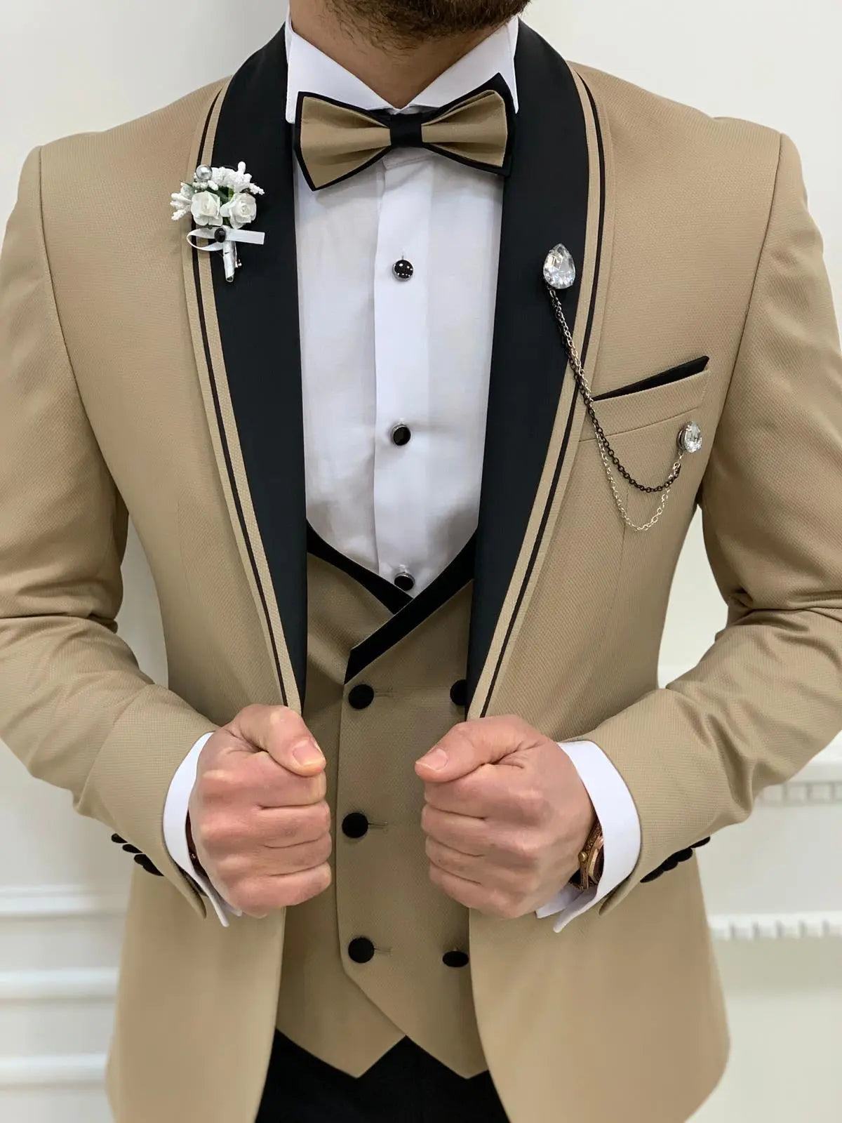 Napoli Gold Slim Fit Shawl Lapel Tuxedo - Elevate Your Formal Look - BRABION
