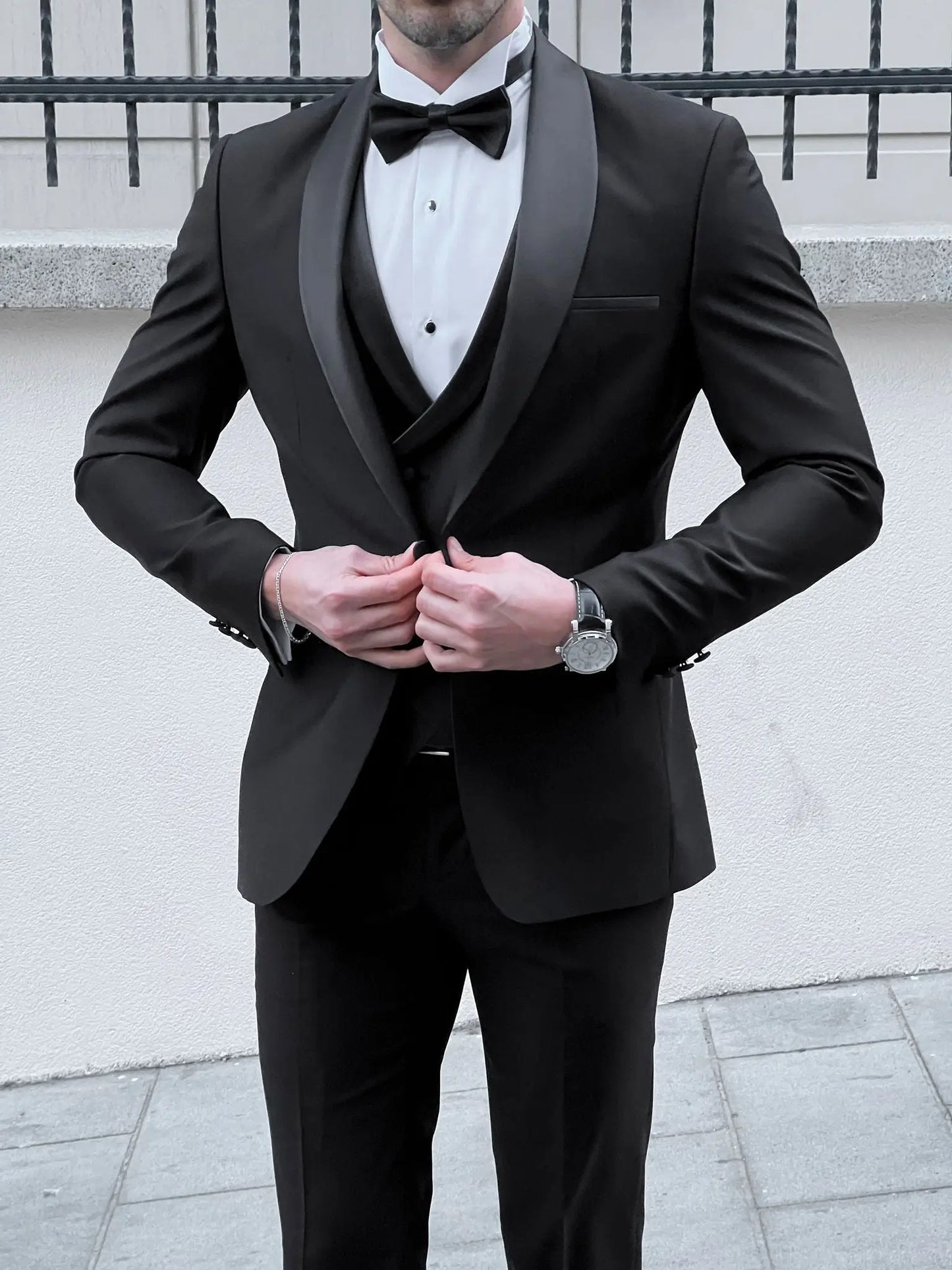 Enzo Black Shawl Lapel Slim Fit Tuxedo for Men - BRABION