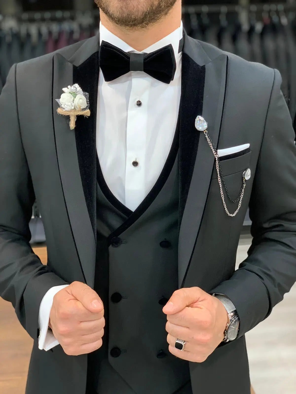 Wilson Black Slim Fit Velvet Peak Lapel Tuxedo: Timeless Elegance for Formal Occasions - BRABION