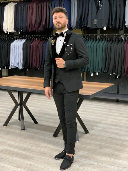 Wilson Black Slim Fit Velvet Peak Lapel Tuxedo - BRABION
