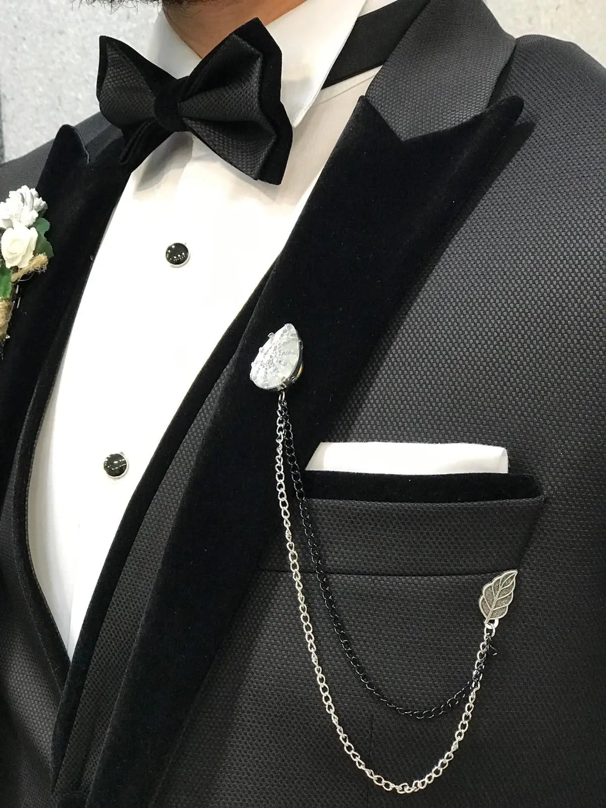 Infinite Royal Black Velvet Tuxedo – Luxurious Slim Fit for Formal Occasions - BRABION